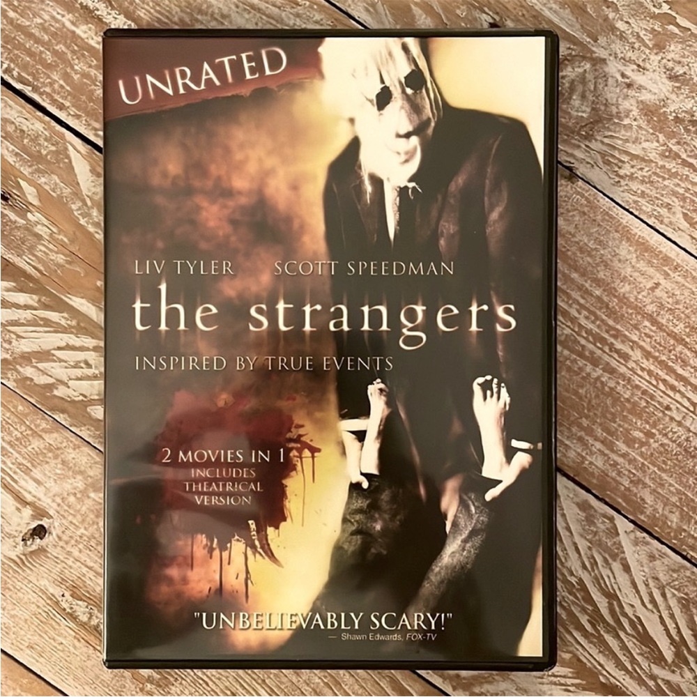 3/$15 u pick dvds📀or 1/$9~ The Strangers